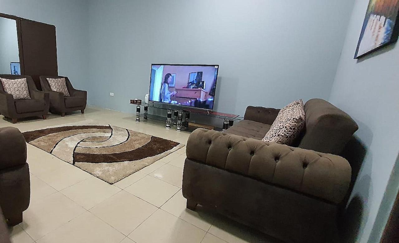 Legon City Mall Short Stay Apartments For Business And Vacation - East Legon Accra Exterior photo