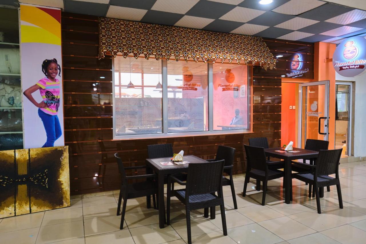 Legon City Mall Short Stay Apartments For Business And Vacation - East Legon Accra Exterior photo
